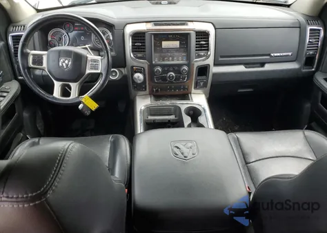 2016 Ram 1500 Laramie z USA, uszkodzony, nr VIN 1C6RR7VT9GS379482